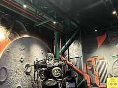-极限PLAY运动娱乐新世界·团建派对表演休闲馆·室内高空游乐园