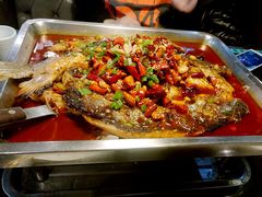 -鸣记脆皮烤鱼·海鲜烤鱼(三八广场店)