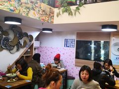 大堂-家味螺蛳粉&烤鱼(安远路店)