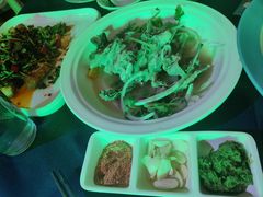 -伊带伊路新疆美食府(呼家楼店)