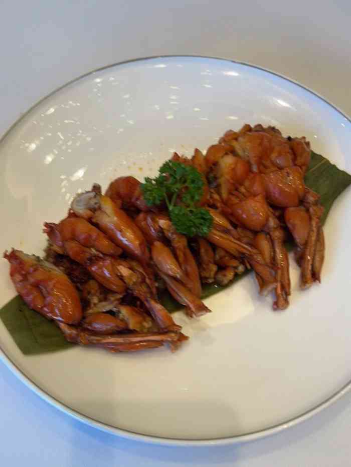 滨湖美景酒店(宜家龙臣店)-"我还蛮喜欢的,包房都是落地窗户,可以看到