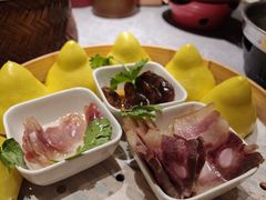 -吴越荣记苏州菜·松鼠桂鱼100%活鱼现做(斜塘老街店)