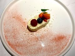 法式白玉芝士豆腐佐香酥黄油面包-燃扒房Steakhouse(皇庭店)