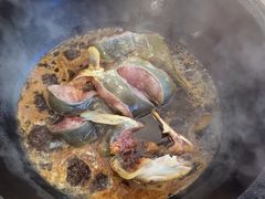-边江铁锅炖鱼(振八街店)