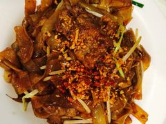 -新大咀港式茶餐厅(宝山万达店)