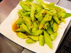 蒜泥黄瓜-迎燕阁烤羊腿(二环南路店)