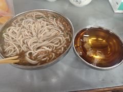 -正宗杨记普洱酸醋米线(总店)