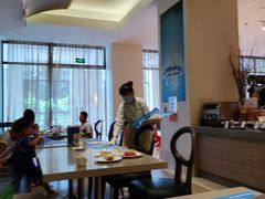 -海口绿发希尔顿酒店-田园汇自助餐·三文鱼·海鲜