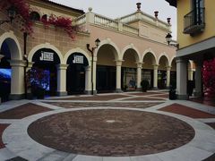 -佛罗伦萨小镇广佛名品奥特莱斯(疏港路店)