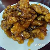 看着都腻，尝了一块，料包的味道太重，没有肉香味