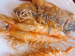 -荣誉国际酒店-云顶旋转餐厅