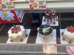 -花花卷卷·鲜食蛋糕(静安久光百货店)