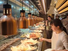 -钱小奴海鲜自助黑金店(杭州滨江龙湖店)