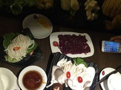 -牛焱·贵州黄牛肉火锅(城西银泰店)