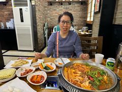 -喇喇排骨火锅·传统韩式脊骨汤(望京西园总店)
