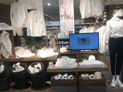 -MUJI无印良品(武汉世界城广场店)