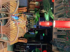 -野山舂·贵州现舂酸汤火锅(鸿通城店)