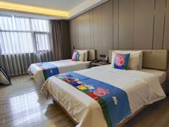 -西安大雁塔科技大学地铁站亚朵酒店