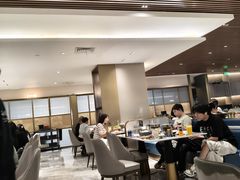 -金马门国际美食百汇(珞喻路店)