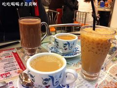 奶茶。热巧克力。咖啡-翠华餐厅