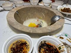 -鱼䲆鱻云南草帽蒸汽石锅鱼(云尚国际店)