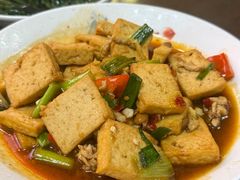 家常豆腐-芦茨金富饭庄·25年老字号·专做稻草鸡