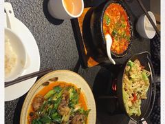 -万重锦·人文川菜馆(骡马市店)