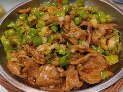 蒜爆肉-满堂春特色餐馆