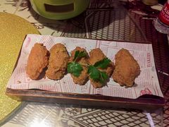 -西湖书堤(平湖八佰伴店)