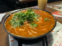 -肥汁米蘭香港米线(宁波路总店)