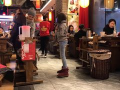 大堂-小龙坎老火锅(北京三里屯店)