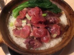 腊味煲仔饭-避风塘(宝山万达店)