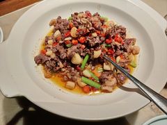 -佬麻雀·新湘菜(东方宝泰店)