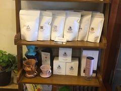 零售区-HUG COFFEE(鼓楼店)
