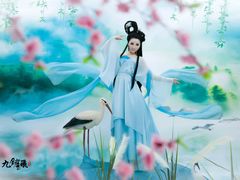 -九月鹰飞汉服摄影工作室