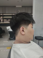 -韩国丽安形象设计