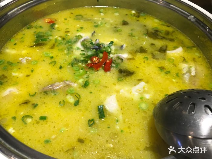 严厨老坛酸菜鱼(百盛优客店)--菜-招牌金汤锅底图片-南昌美食-大众