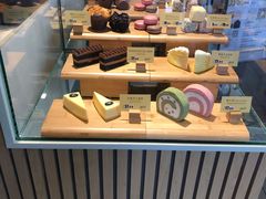 面包甜点陈列柜-麦当劳(贵和购物中心B1店)