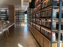 -简屋书店