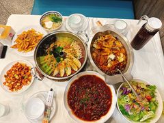 -鑫巴蜀小镇 · 水煮鱼专研店(玉桥店)