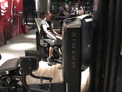 -威尔仕健身会所(古北1699店)