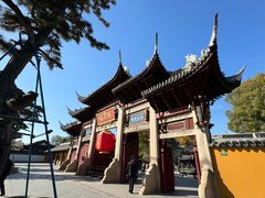 -龙华寺