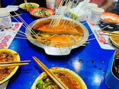 -马路边边串串香(苗栗路店)