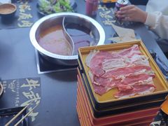 -牛武士寿喜烧·和牛火锅自助(全球首店)