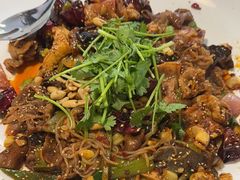 -拿渡·水煮鱼麻辣香锅(王府井奥莱·香江小镇店)