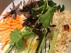 鸡丝凉米线-云海肴·汽锅鸡·云南菜(天山百盛优客店)