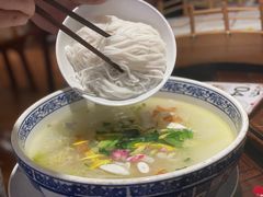 -香麒园·过桥米线·南湖雅宴