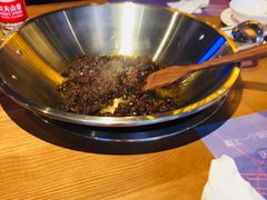 清油鱼火锅-红牌美蛙鱼头火锅(万辉国际广场店)