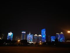 -万绿园