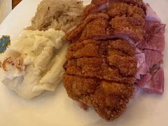 -普兰达德国餐厅·德式脆皮烤猪肘·自酿啤酒(观唐店)